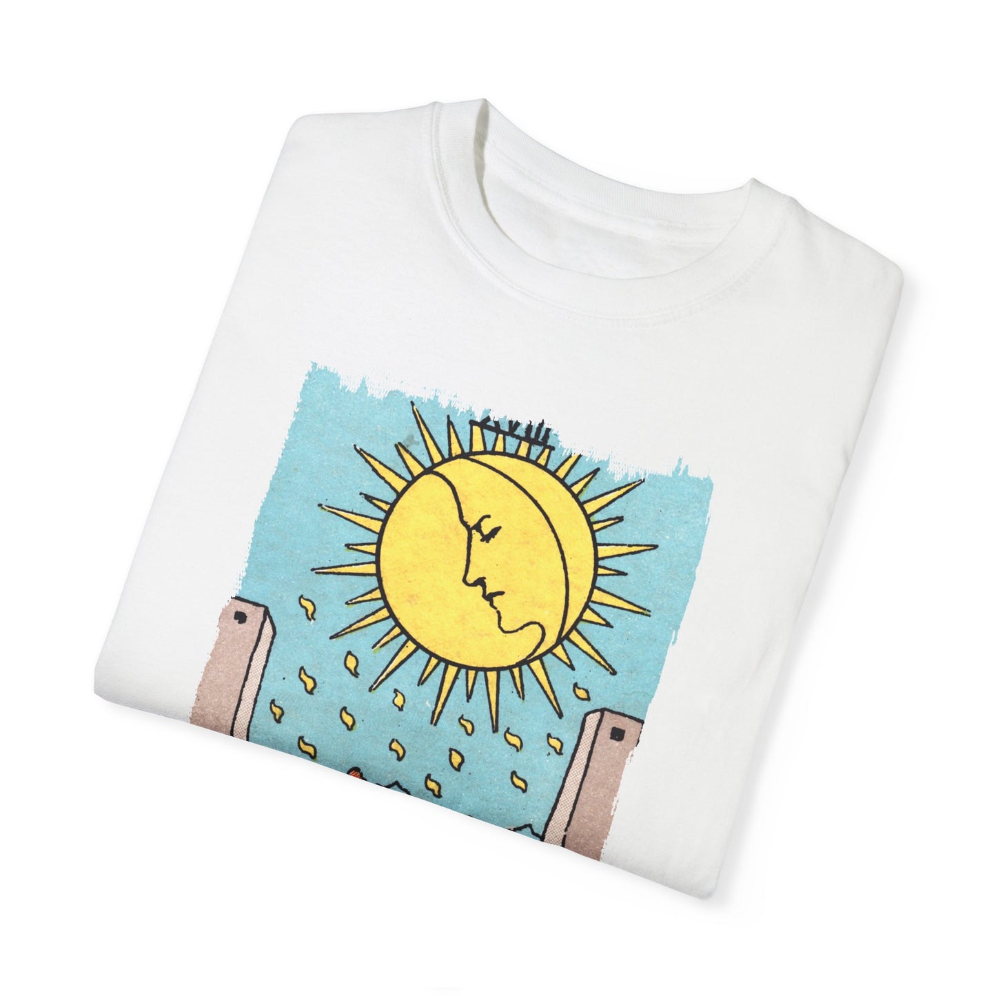 The Moon Tarot Card T-shirt